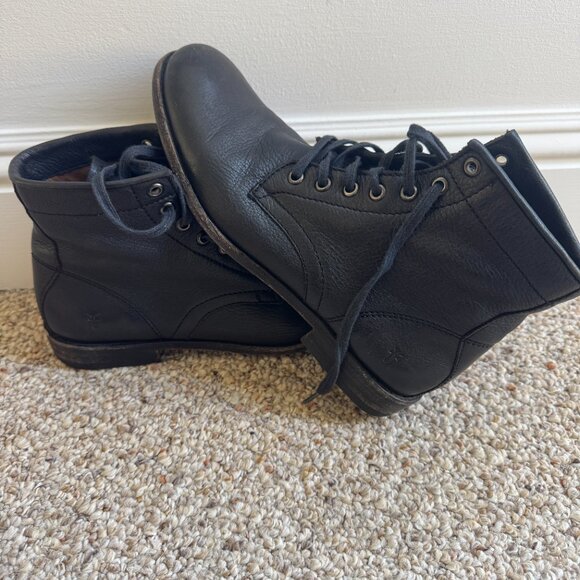 Frye Veronica Tie Up Black Combat Boots - women's 9 - Picture 5 of 11